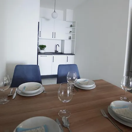 Val - Four Seasons Escape With Sea View And Swimming Pool 奥帕提亚