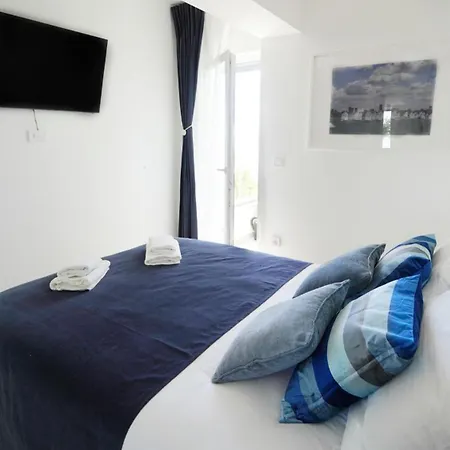 Val - Four Seasons Escape With Sea View And Swimming Pool 奥帕提亚