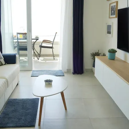 Val - Four Seasons Escape With Sea View And Swimming Pool * أوباتيا